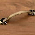 Cabinet Handle – Model R-162 (Antique)